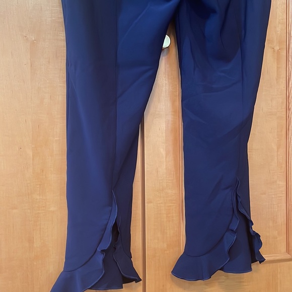 NWOT Size 14 International Concepts Navy Blue 88% polyester w/ ruffles on back☘️ - Picture 5 of 9